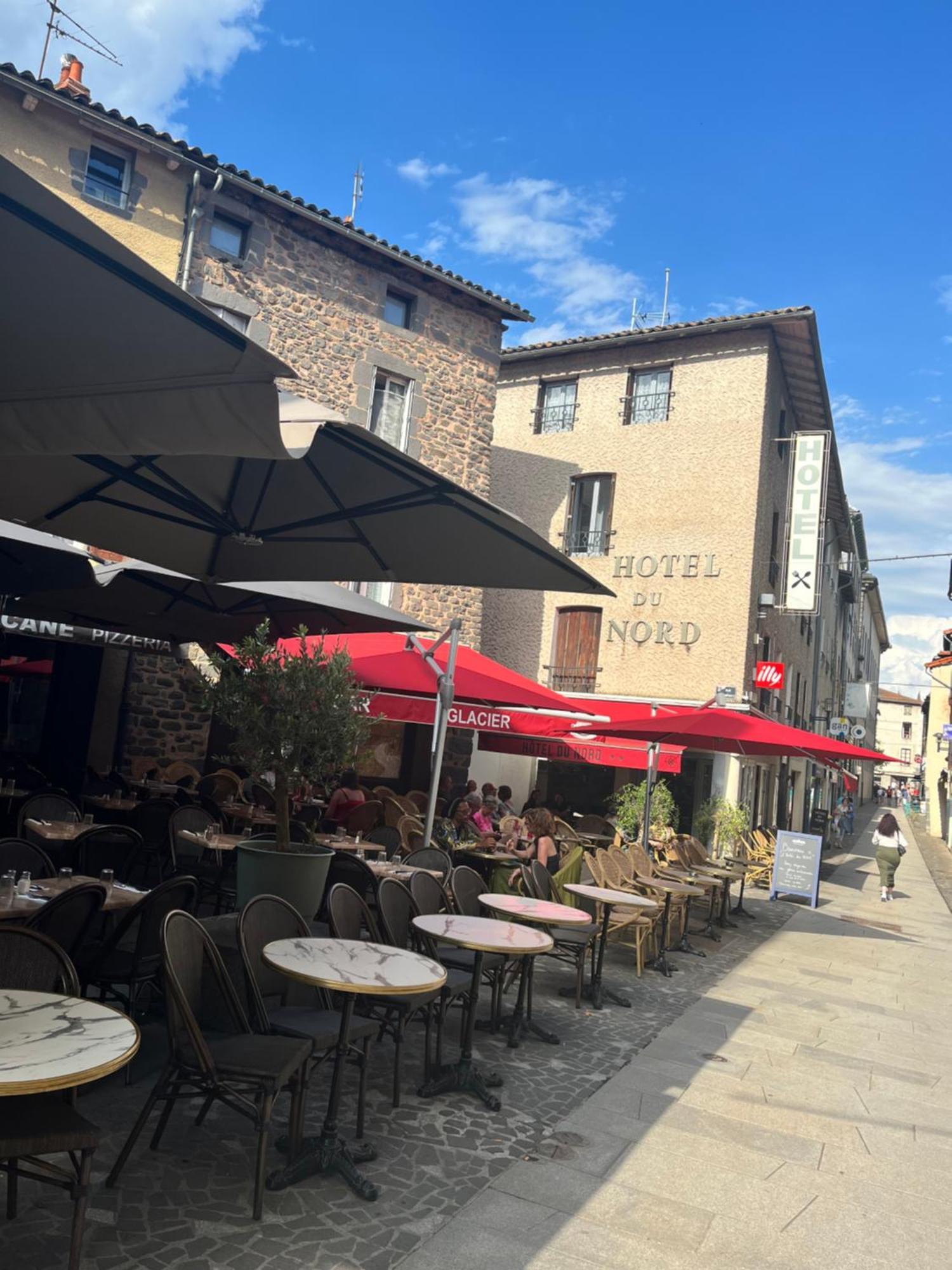 Hotel Du Nord - Ville-Haute Saint-Flour  Exterior photo